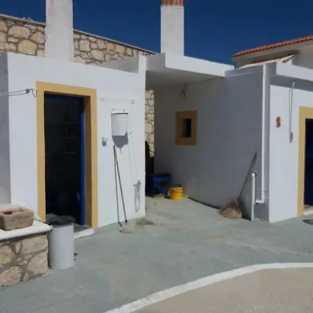 Holiday home Evelyn's *